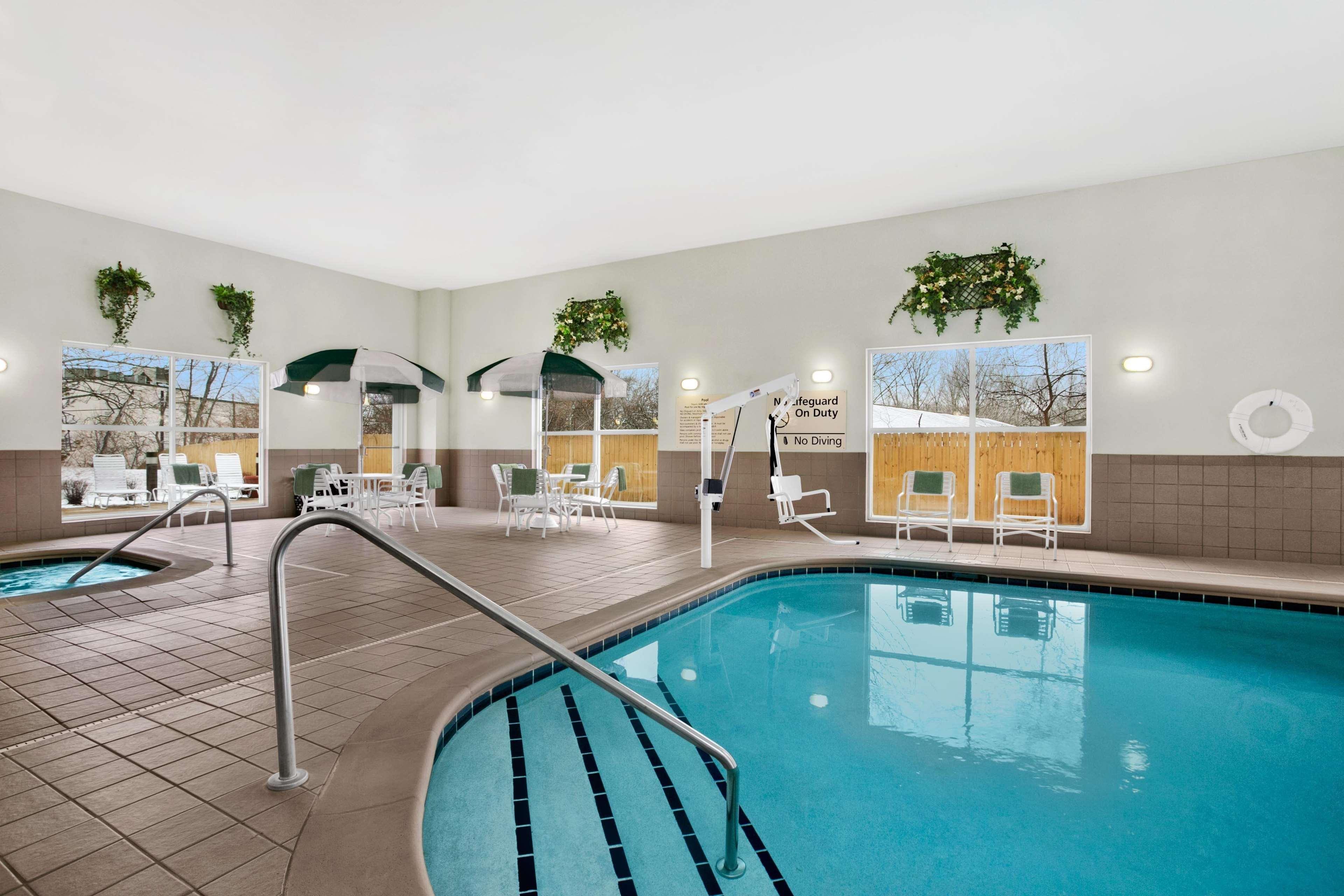 Hampton Inn Heath Buitenkant foto